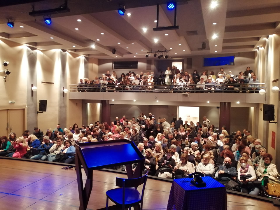 2ημέρα θεατές